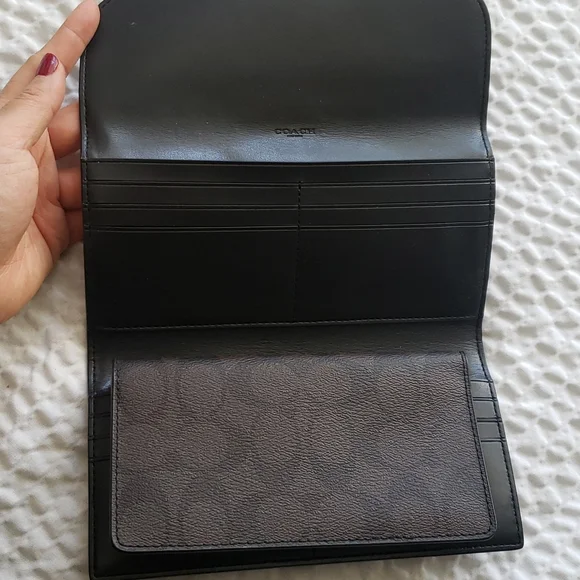 Coach Wallet - Picture 12 of 13